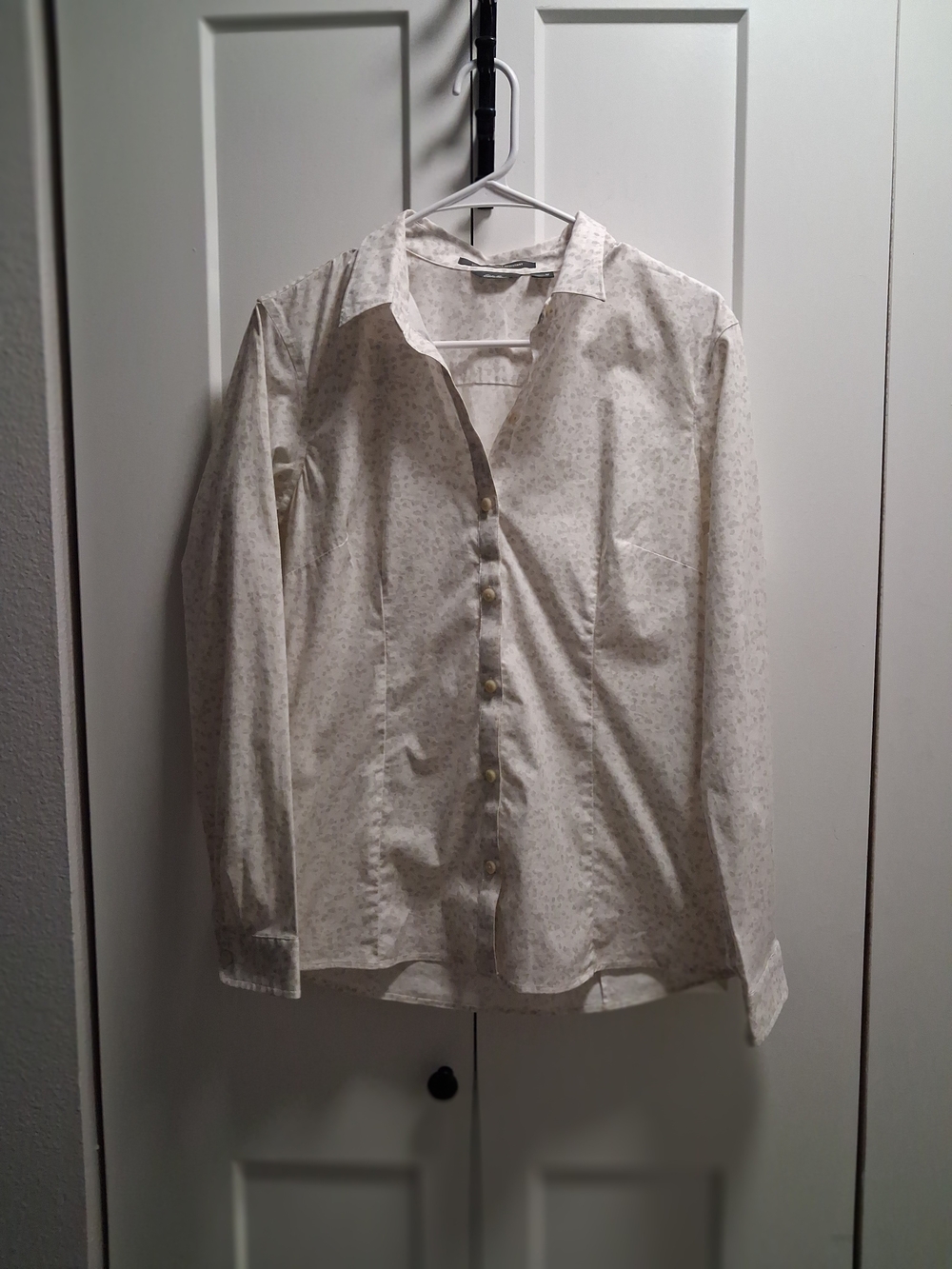 Eddie Bauer White Button-Down Shirt with Subtle Print